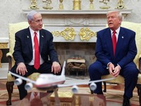 Trump 'Tusuk' Netanyahu dari Belakang, Mau Deal dengan Musuh Bebuyutan