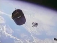 Astronaut NASA Tangkap Satelit RI yang Lepas, Bertaruh Nyawa
