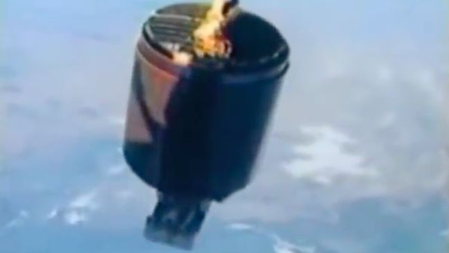Momen Astronaut Tangkap Satelit RI yang Lepas Tertangkap Video