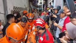 Fakta Nyesek Tembok Balkon Roboh Tewaskan Penghuni Rumah yang Difabel