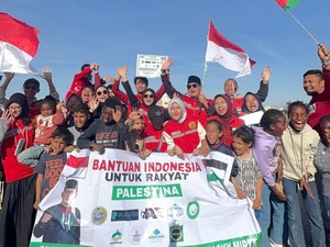 Cerita Ustaz Zacky Mirza dan Keluarga ke Kamp Warga Gaza di Yordania