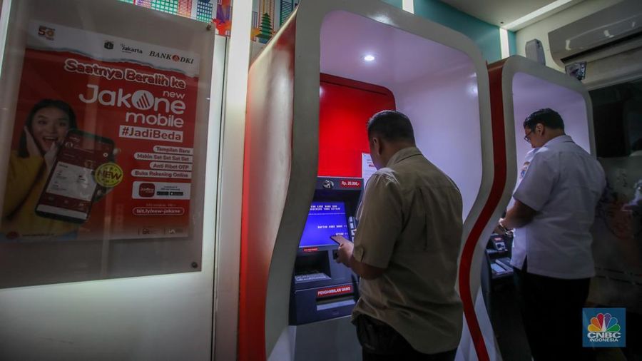 Ilustrasi ATM Bank DKI. (²©²ÊÍøÕ¾/Faisal Rahman)
