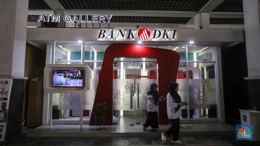 Ilustrasi ATM Bank DKI. (²©²ÊÍøÕ¾/Faisal Rahman)