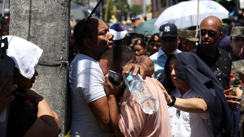 Pemandangan drone menunjukkan lokasi klub malam Jet Set yang runtuh di Santo Domingo, Republik Dominika, 8 April 2025. (REUTERS/Erika Santelices)