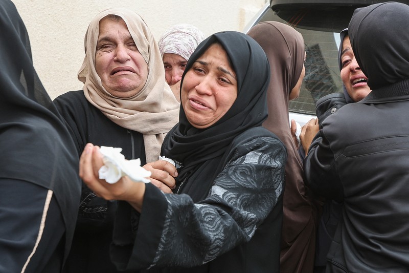 Suasana reruntuhan di lokasi serangan Israel terhadap sebuah rumah, di Deir Al-Balah di Jalur Gaza bagian tengah pada 8 April 2025. (REUTERS/Ramadan Abed) Suasana reruntuhan di lokasi serangan Israel terhadap sebuah rumah, di Deir Al-Balah di Jalur Gaza bagian tengah pada 8 April 2025. (REUTERS/Ramadan Abed)