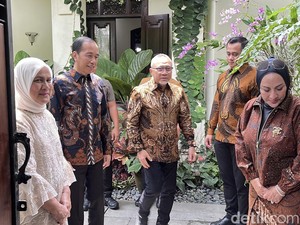 Bahlil hingga Zulkifli Hasan Temui Jokowi di Solo
