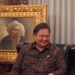 Pakai Hasil Tambang dari RI, Airlangga Ungkap Hyundai Minta Insentif