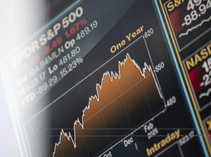 Dampak Perang Dagang Trump Kian Nyata, Saham-saham di AS Tertekan