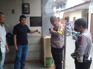 Viral Bocah Terekam Curi Uang Kotak Amal di Depok, Sempat Acungkan Jari