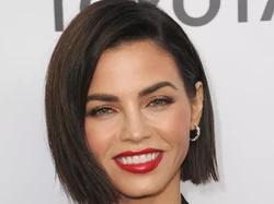 10 Rekomendasi Model Potongan yang Cocok untuk Rambut Tipis 10 Rekomendasi Model Potongan yang Cocok untuk Rambut Tipis
