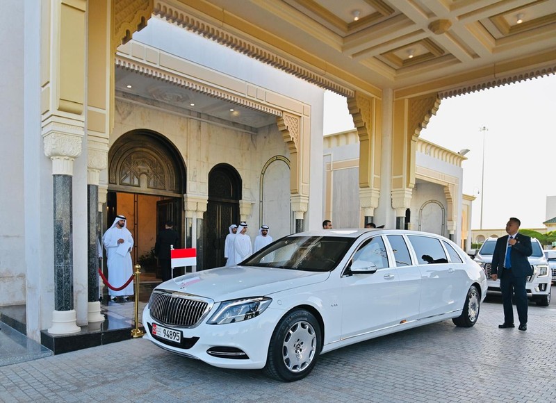 Presiden Republik Indonesia, Prabowo Subianto, tiba di Presidential Flight, Abu Dhabi, Persatuan Emirat Arab (PEA), pada Rabu, (9/4/2025), sekitar pukul 06.30 waktu setempat. (Dok. BPMI)