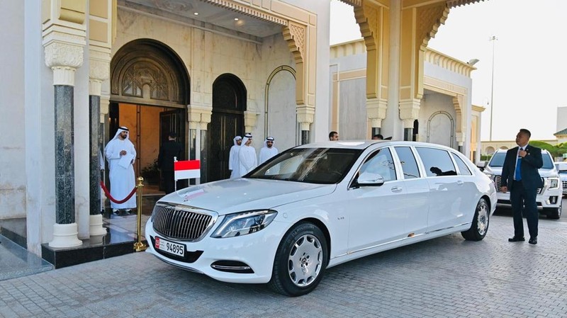 Presiden Republik Indonesia, Prabowo Subianto, tiba di Presidential Flight, Abu Dhabi, Persatuan Emirat Arab (PEA), pada Rabu, (9/4/2025), sekitar pukul 06.30 waktu setempat. (Dok. BPMI)