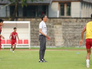 Coach Persis OKS Sesalkan Tak Ada Laga Uji Coba Saat Libur Panjang Kompetisi