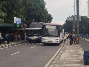 Warga Baru Balik Mudik di Kampung Rambutan: Baru Dapat Tiket-Masih Cuti