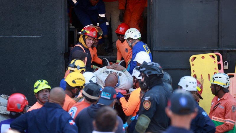Pemandangan drone menunjukkan lokasi klub malam Jet Set yang runtuh di Santo Domingo, Republik Dominika, 8 April 2025. (REUTERS/Erika Santelices)