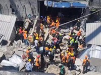 Atap Diskotek Ambruk: 100 Tewas, Ada Penyanyi Terkenal & Gubernur