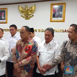 Koperasi Merah Putih Dikebut, Zulhas Mau Bentuk Satgas Khusus