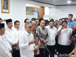 Menteri Prabowo Kumpul Bahas Koperasi Merah Putih, Mau Bikin Satgas Khusus