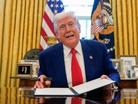 Trump Mau Pangkas Anggaran AS, Investor Dibuat Ketar-Ketir