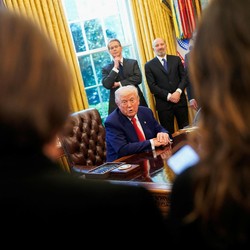 Remaja AS Curi Uang & Bunuh Orang Tua Buat Gulingkan Trump