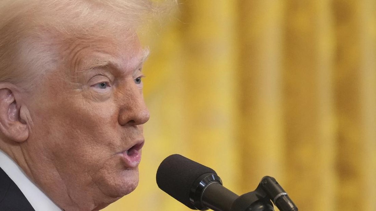 Trump Kembali Mengeluarkan Kebijakan! Menaikkan Tarif Baja dan Aluminium Menjadi 50%, Ini Waktu yang Tepat