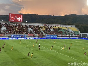 3.093 Penonton Saksikan Kemenangan PSM Makassar Lawan Semen Padang FC