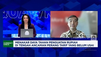 Video: Rupiah Anjlok Hadapi Perang Tarif, Kapan BI Bisa Pangkas Bunga?