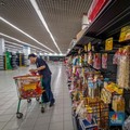 Pertumbuhan Ekonomi Tinggi Tapi Kok Emiten Ritel Babak Belur?