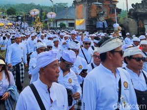 Jarang Tahu, Ini 10 Desa di Sumbawa Tempat Tinggal Warga Hindu