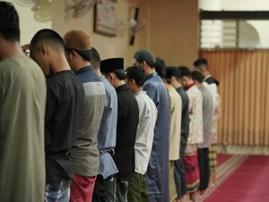 Niat Sholat Jenazah Lengkap untuk Imam, Makmum, dan Sendiri