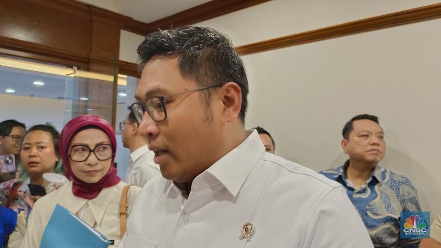 Wakil Menteri Pertanian (Wamentan) Sudaryono saat ditemui di kantor Kemenko Bidang Pangan, Jakarta, Kamis (10/4/2025). (CNBC Indonesia/Martyasari Rizky)