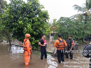 Air Sungai di Citeureup Bogor Meluap Sore Ini, 174 Jiwa Terdampak Banjir