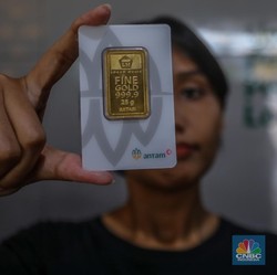 Harga Emas Antam 18 April 2025! Lebih Murah, Turun Rp 10.000