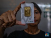 Harga Emas Antam 18 April 2025! Lebih Murah, Turun Rp 10.000