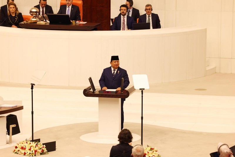 Presiden Prabowo Subianto memberikan pidato di Parlemen Turki, Ankara, Kamis (10/4/2025). (Dok. BPMI) Presiden Prabowo Subianto memberikan pidato di Parlemen Turki, Ankara, Kamis (10/4/2025). (Dok. BPMI)