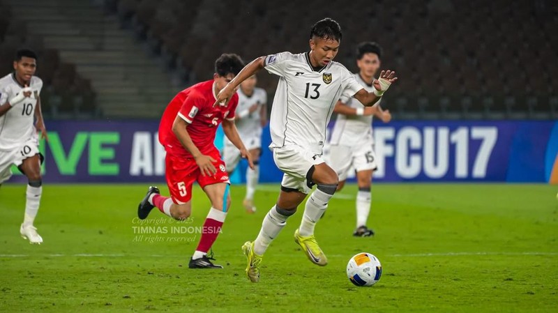 Timnas Indonesia U-17 meraih kemenangan saat menghadapi Afghanistan di Piala Asia U-17 2025. Garuda Muda menang dua gol tanpa balas. Matchday pamungkas Grup C Piala Asia U-17 menghadirkan Indonesia vs Afghanistan. Duel digelar di Prince Abdullan Al-Faisal Stadium, Jumat (11/4/2025) dini hari WIB. (Dok. PSSI)
