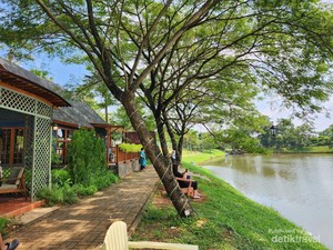Depok Pride Nih! Nongkrong Sembari Menikmati Gelato di Pinggir Danau