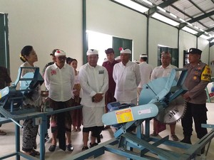 Dorong Kemajuan Ekonomi Lokal, Bupati Bangli Resmikan Gedung Sentra IKM Bambu