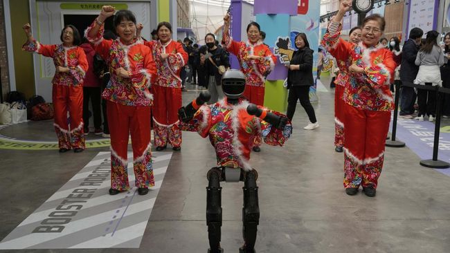 Robot China Ramai Jadi Sorotan, Pemerintah Buka-bukaan Isu PHK