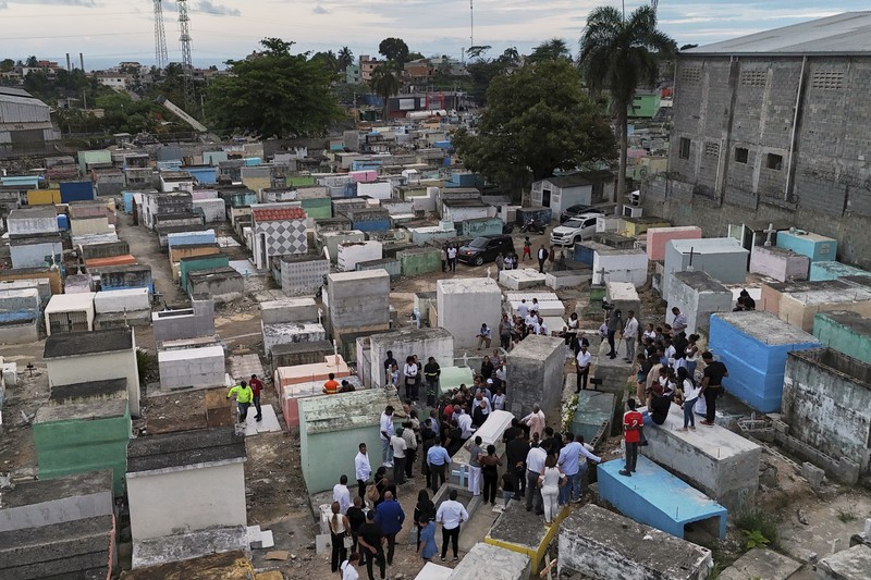 Dominican Republic Roof Collapse An aerial view of the Jet Set nightclub days after its roof collapsed, killing more than 200 people, in Santo Domingo, Dominican Republic, Friday, April 11, 2025. (AP Photo/Matias Delacroix)
