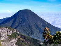 Bima Arya Waspadai Gunung Gede Usai Gempa Bogor, Begini Status Terbaru