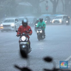 Tak Ada La Nina, Wilayah RI Ini Kena Peringatan Siaga Hujan Lebat