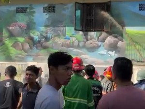 Gudang Aksesoris Ponsel di Banjarmasin Terbakar