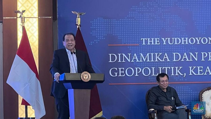Founder CT Corp, Chairul Tanjung (CT) di acara The Yudhoyono Institute, Minggu, 13/4. (վ/Wahyu Daniel)