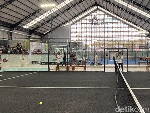 Ramai-ramai Main Padel! Olahraga yang Sedang Ngetren di Surabaya