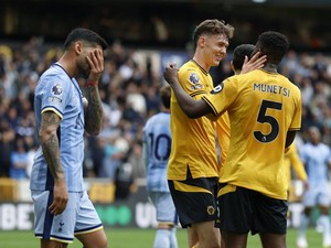 Wolverhampton Vs Tottenham: Lilywhites Diterkam Serigala