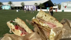 5 Fakta Makanan di Coachella, Harganya Sangat Mahal Capai Jutaan