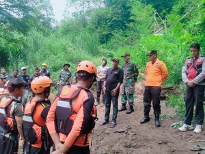 Petani Asal Soppeng Tenggelam di Sungai Walanae Bone, Tim SAR Cari