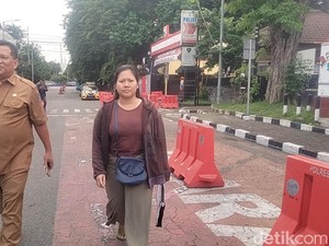 Video: Pegawai yang Ijazahnya Ditahan Laporkan Perusahaan ke Polisi