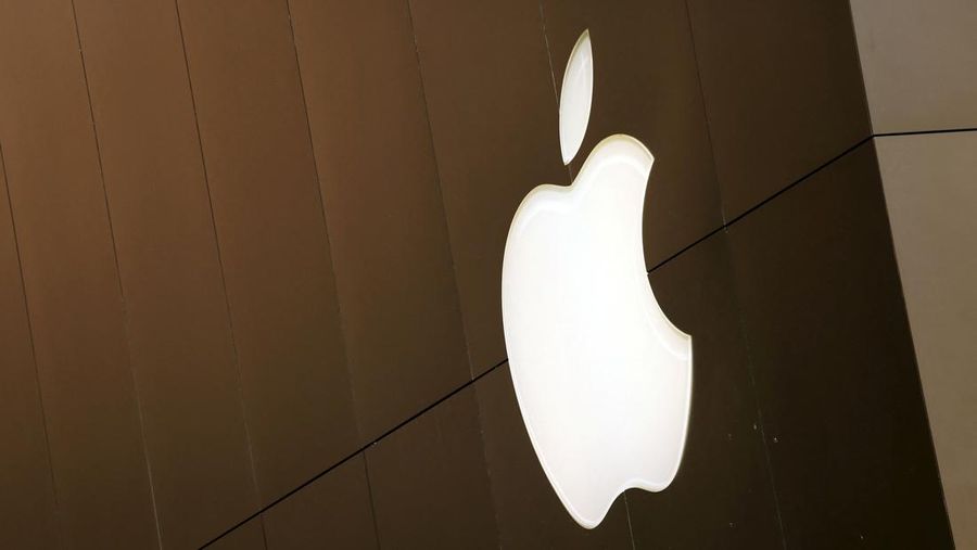 Logo apple. (REUTERS/Robert Galbraith/File Photo)